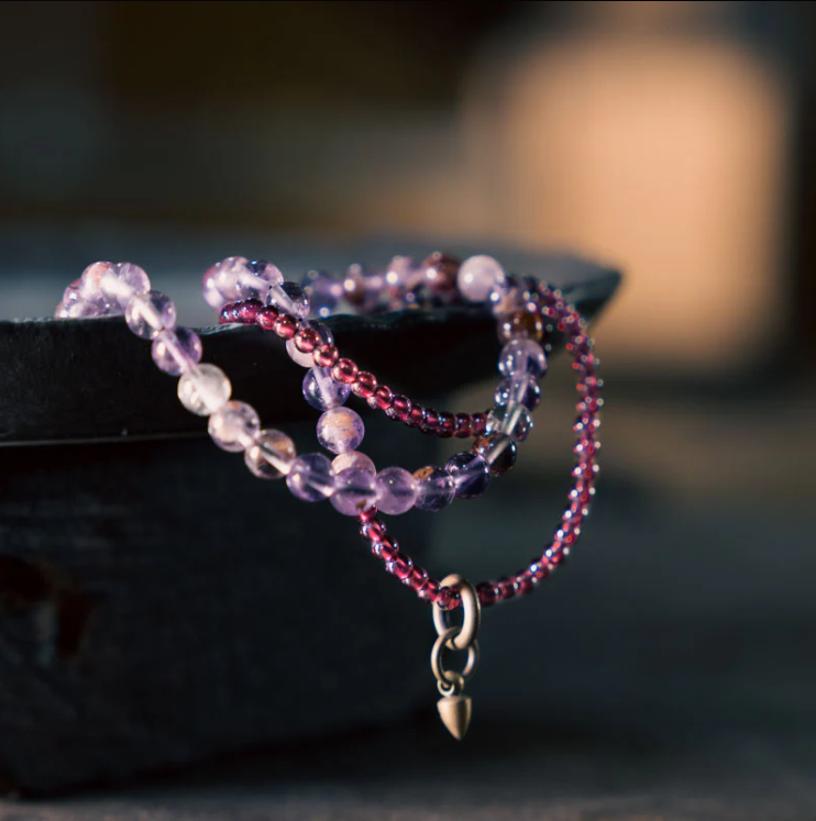 Spiritual Harmony Energy Amethyst Ghost Garnet Bracelet