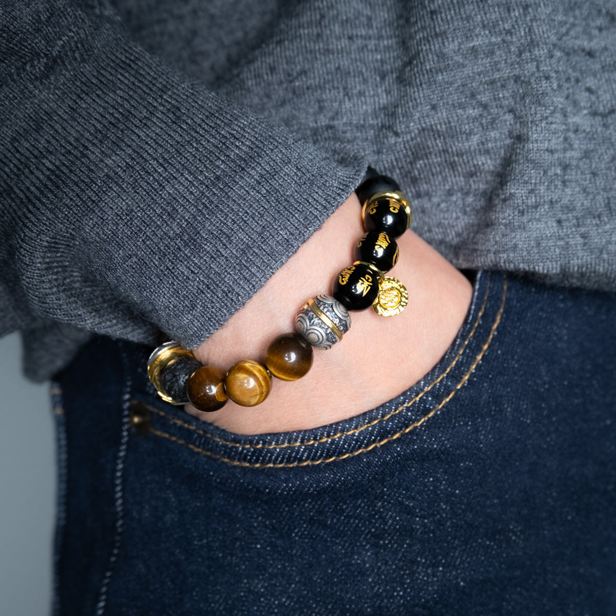 Golden Fortune Black Agate Bracelet | Infused with Energy Healing for Mindfulness, Inner Connection & Prosperity